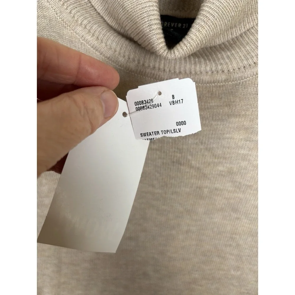 Forever 21 Sweater Womens Large Oatmeal Knit Turtleneck Soft Cozy - NEW‎